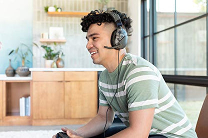 Turtle Beach Recon 70 Multiplatform Gaming Headset for PS5, PS4, Xbox Series X|S, Xbox One, Nintendo Switch, PC & Mobile w/3.5mm Wired Connection - Flip-to-Mute Mic, 40mm Speakers, Lightweight-Black